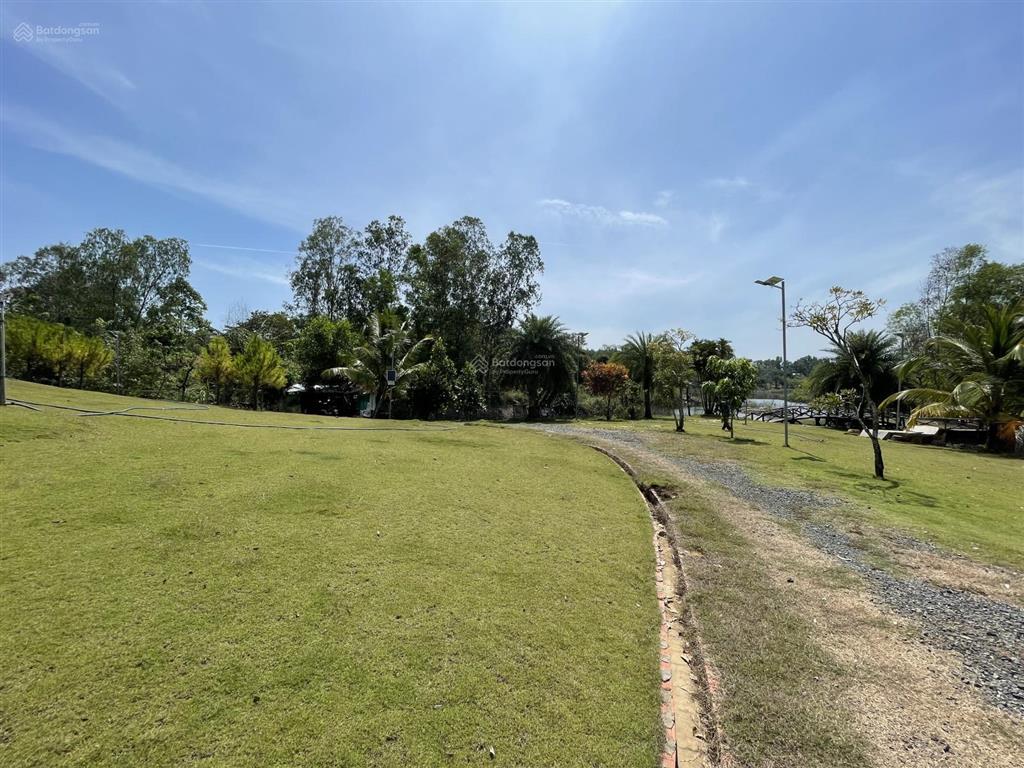 Bán đất view nghỉ dưỡng diện tích 27000m2 hồ suối rao đã làm hoàn thiện giá 54 tỷ