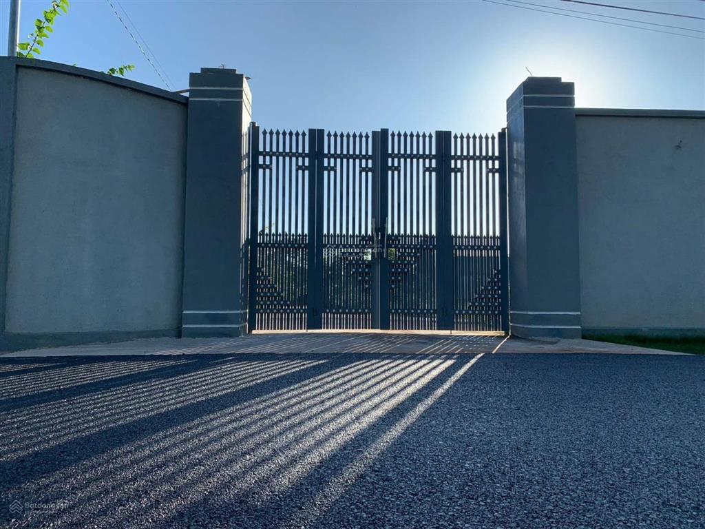 Bán 8000m2 100m2 thổ cư mặt tiền 20m xã kim long tp. hcm giá 12,5 tỷ