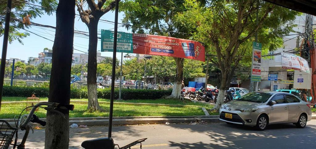 Giá tốt! nhà đẹp 2 tầng đầy đủ công năng gần bờ hồ hàm nghi đà nẵng