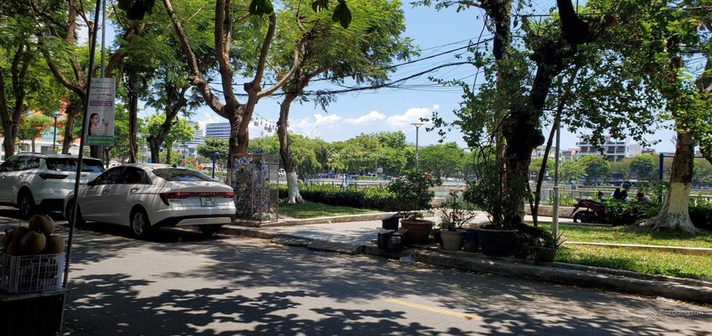 Giá tốt! nhà đẹp 2 tầng đầy đủ công năng gần bờ hồ hàm nghi đà nẵng
