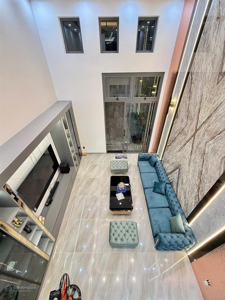 Nhà mới đẹp hiện đại 4 tầng  hẻm bình yên, đường ba vân, bàu cát  dt 4 x 17m  giá 9.8 tỷ tl