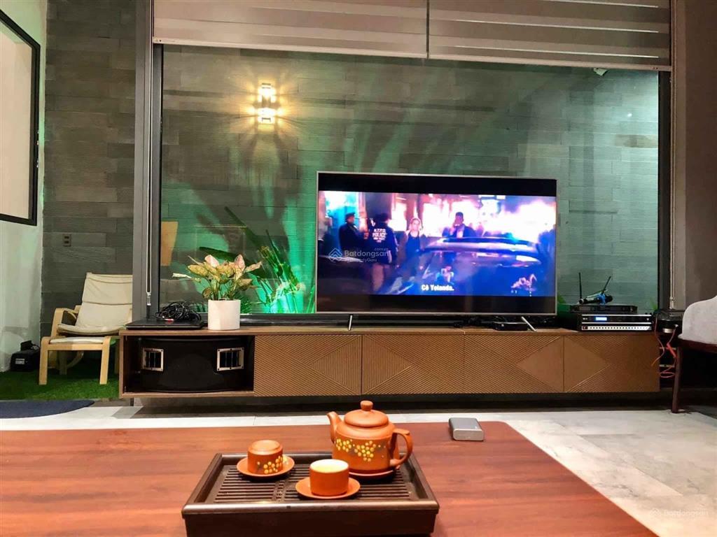 Nhà đẹp khu sân bay t3  dt (7 x 20m)  gần mặt tiền đường hoàng hoa thám  22,9 tỷ thương lượng