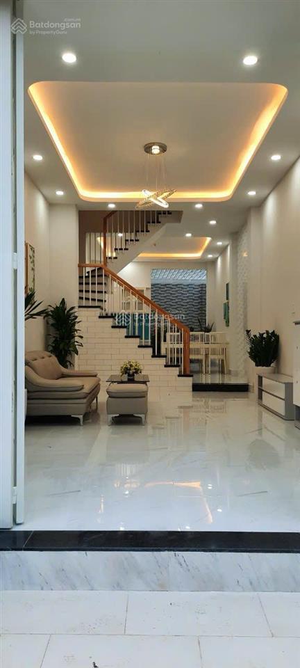 Nhà đẹp 4 tầng  hxh  dt chuẩn 4 x 15  đường âu cơ, bàu cát  giá hấp dẫn 8.9 tỷ