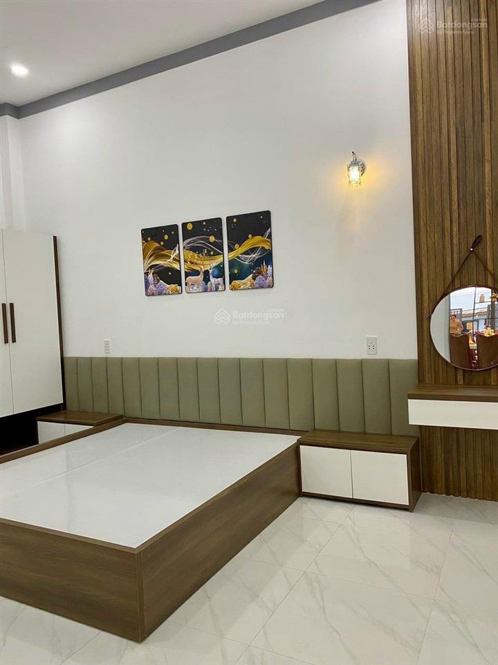 Không tod  đường ba vân, bàu cát  nhà đẹp 5 tầng  (4 x 15m)  hxh vào nhà  giá 9,9 tỷ