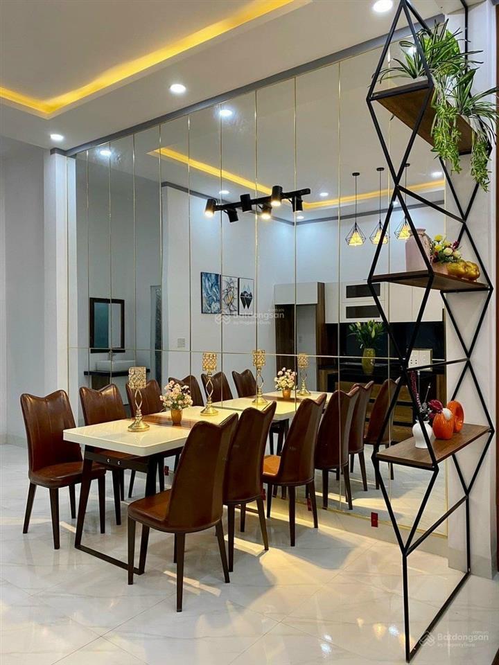 Không tod  đường ba vân, bàu cát  nhà đẹp 5 tầng  (4 x 15m)  hxh vào nhà  giá 9,9 tỷ