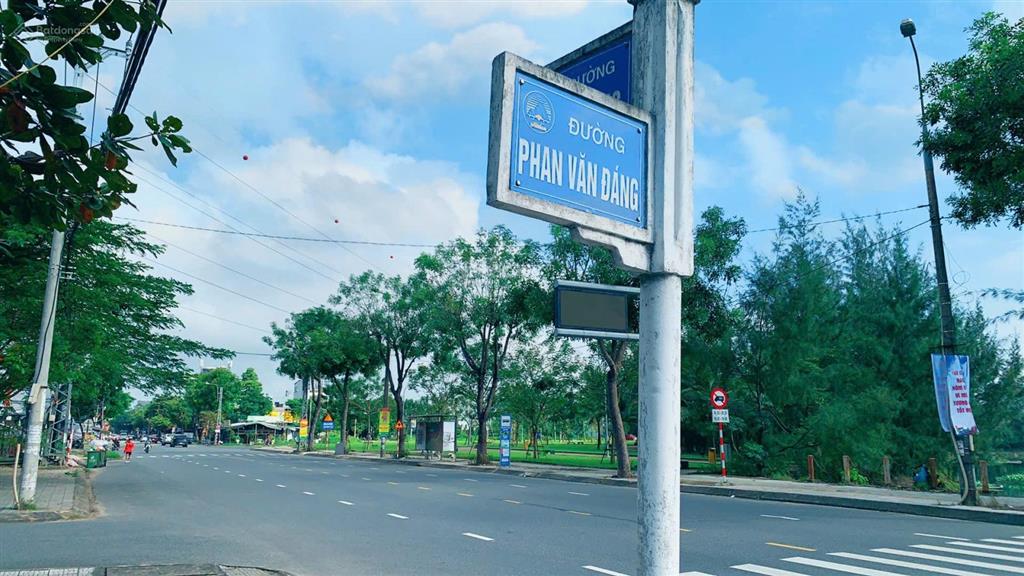 Tôi cần bán đất đường 7m5 phan văn đáng