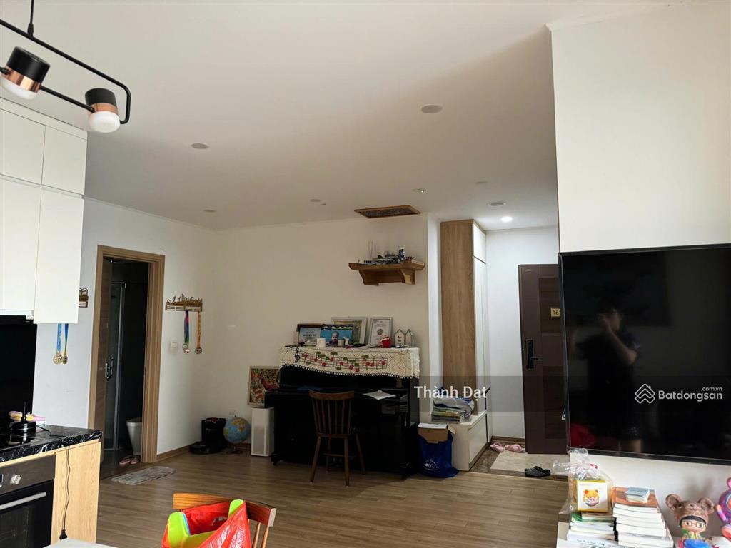 Bán cc az lâm viên complex, 7,6 tỷ, 82m2, 2pn, 2wc, nội thất đầy đủ, phong thủy tốt!