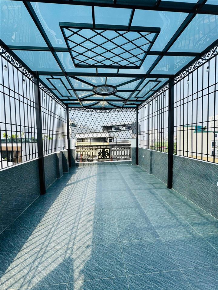Tôi bán toà nhà số 43 mặt phố thịnh liệt  giải phóng. 75/80m2  7 tầng xây mới tinh, lô góc