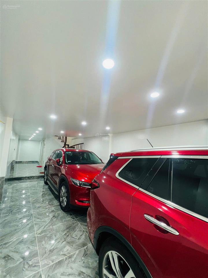 Tôi bán toà nhà số 43 mặt phố thịnh liệt  giải phóng. 75/80m2  7 tầng xây mới tinh, lô góc