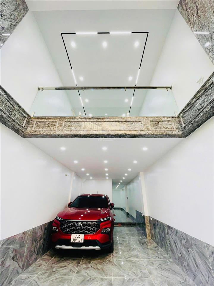 Tôi bán toà nhà số 43 mặt phố thịnh liệt  giải phóng. 75/80m2  7 tầng xây mới tinh, lô góc