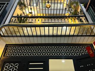 Tôi bán nhà phân lô ngõ 383 trần đại nghĩa,52m26 tầng thang máy,ô tô đỗ cửa,xây mới đẹp17.5 tỷ