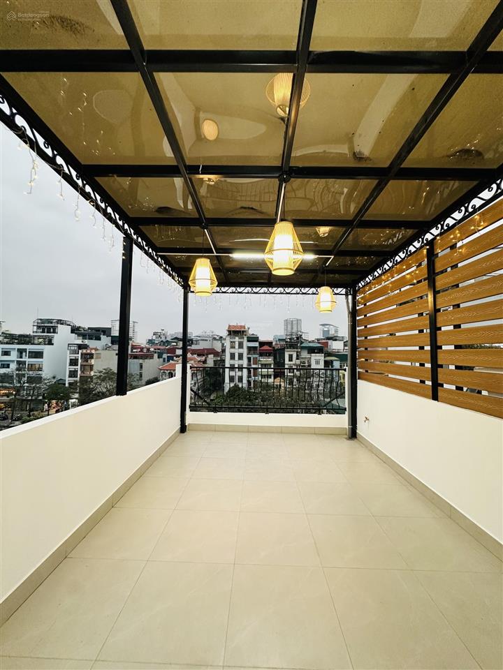 Tôi bán nhà phân lô ngõ 383 trần đại nghĩa,52m26 tầng thang máy,ô tô đỗ cửa,xây mới đẹp17.5 tỷ