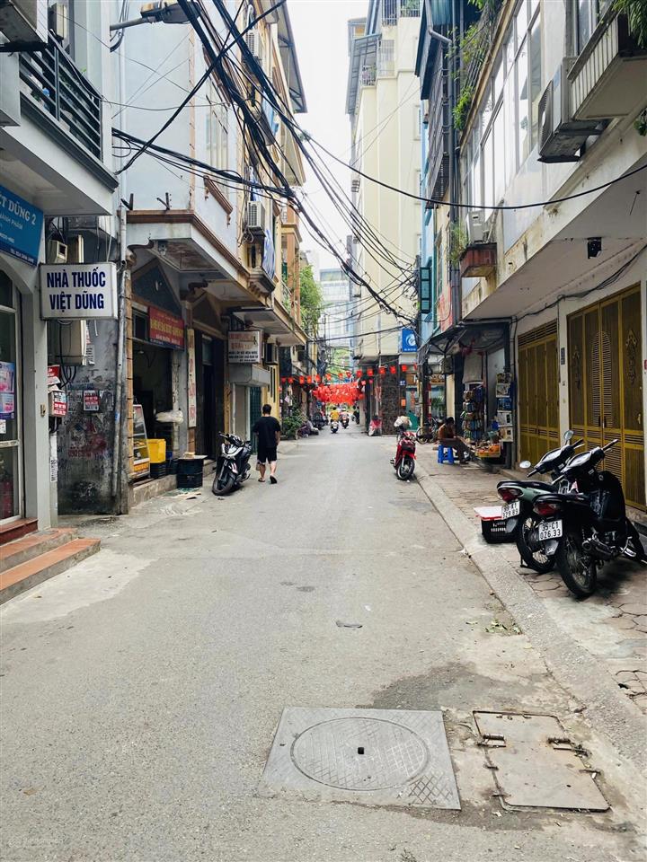 Tôi bán nhà mặt ngõ 151a thái hà, 40/45m2  5 tầng, ô tô tránh, kinh doanh sầm uất, giá 18.6 tỷ