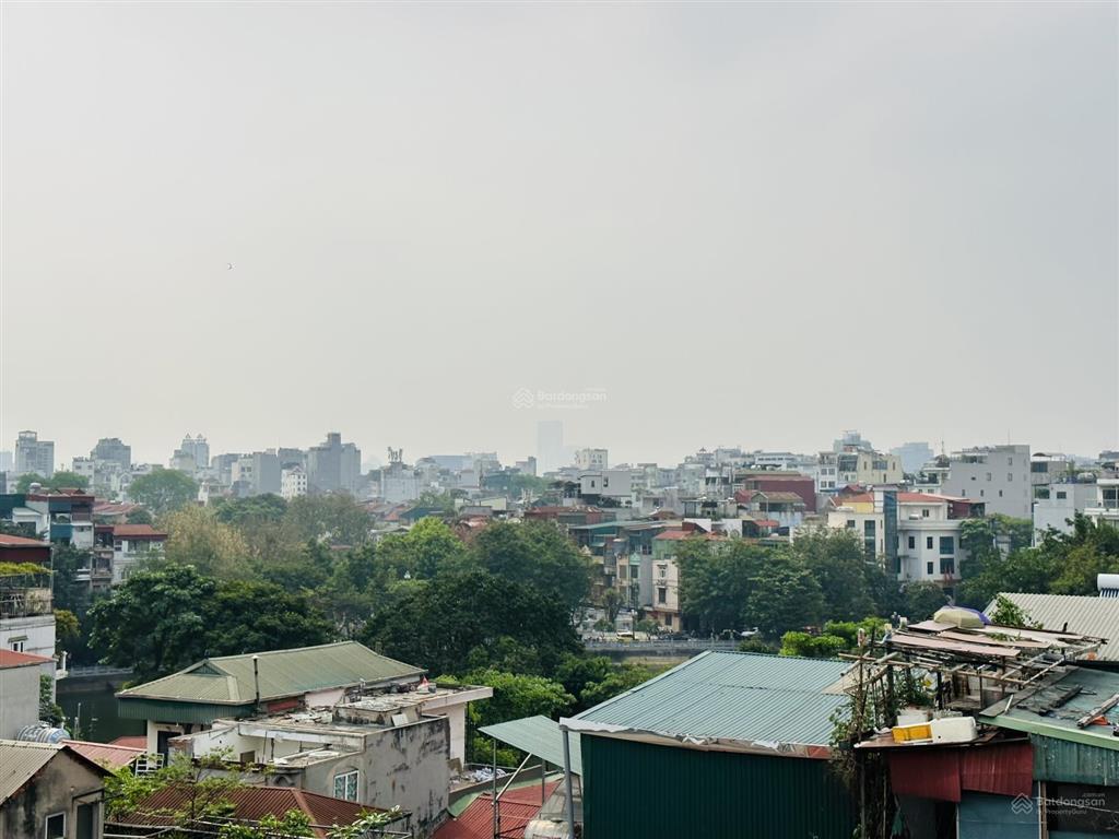 Tôi bán nhà phố thọ lão gần hồ hbt. 46m2  7 tầng xây mới thang máy, cách phố 3 nhà, giá 19.7 tỷ