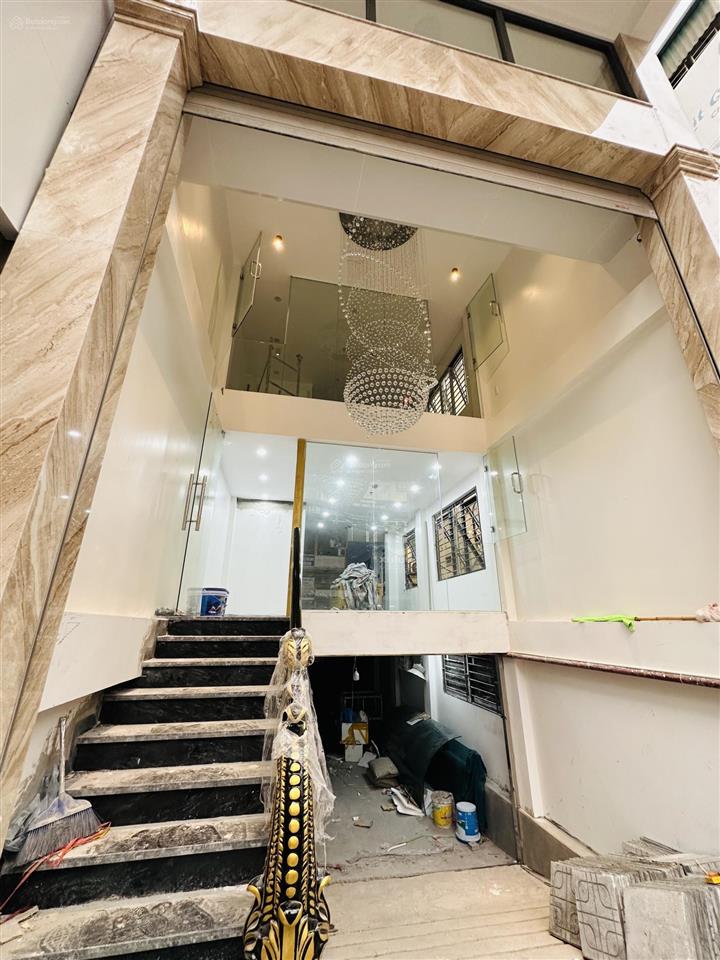Bán toà nhà mặt phố la thành trung tâm quận đống đa, gần 80m2  8 tầng có hầm, giá 56.69 tỷ