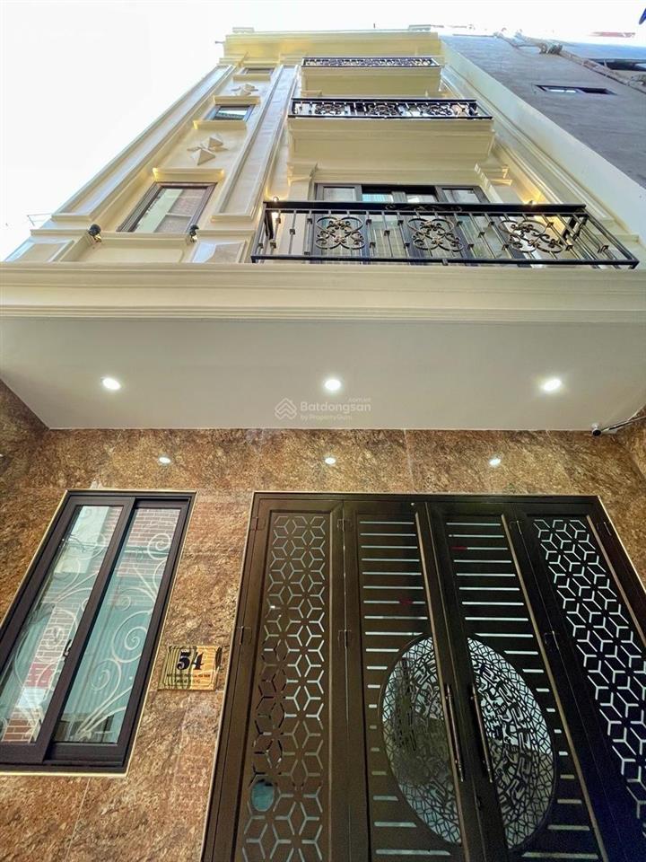 Bán nhà căn hộ dịch vụ phố đội cấn 50m2 , 9 tầng thang máy, 20 phòng kín, lô góc, gần phố