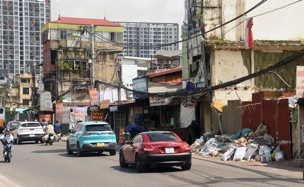 Bán mảnh đất mặt phố Tam Trinh, 550m2, mặt tiền 20m, 190tr