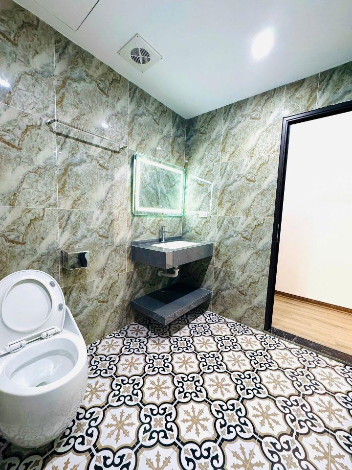 Bán nhà Kim Đồng, 5 tầng mới, ô tô, kinh doanh 11 tỷ
