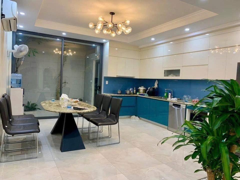 Bán nhà Lô 3 KĐT Định Công, 5 tầng mới, thang máy, 30 tỷ