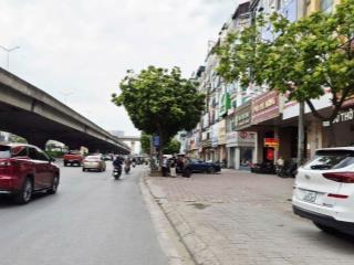Bán nhà mặt phố Nguyễn Xiển, 60m2, ngay ngã tư, 490tr/m2