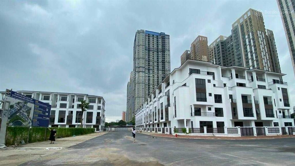 Bán liền kề hoàng thành villas full nội thất cực đẹp giá tốt nhất thị trường