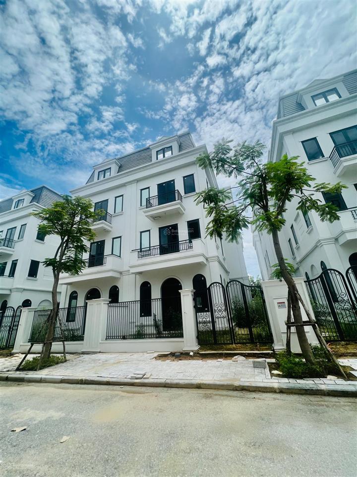 Cần tiền bán gấp căn bt 170m2 solasta mansion rẻ hơn cđt 3 tỷ
