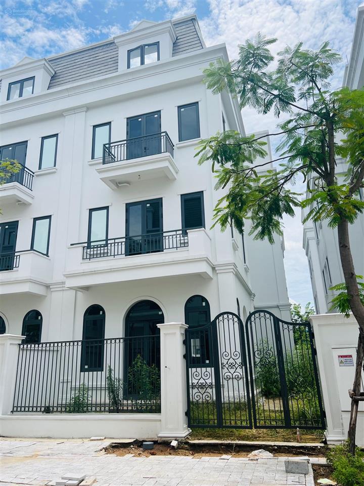 Cần tiền bán gấp căn bt 170m2 solasta mansion rẻ hơn cđt 3 tỷ