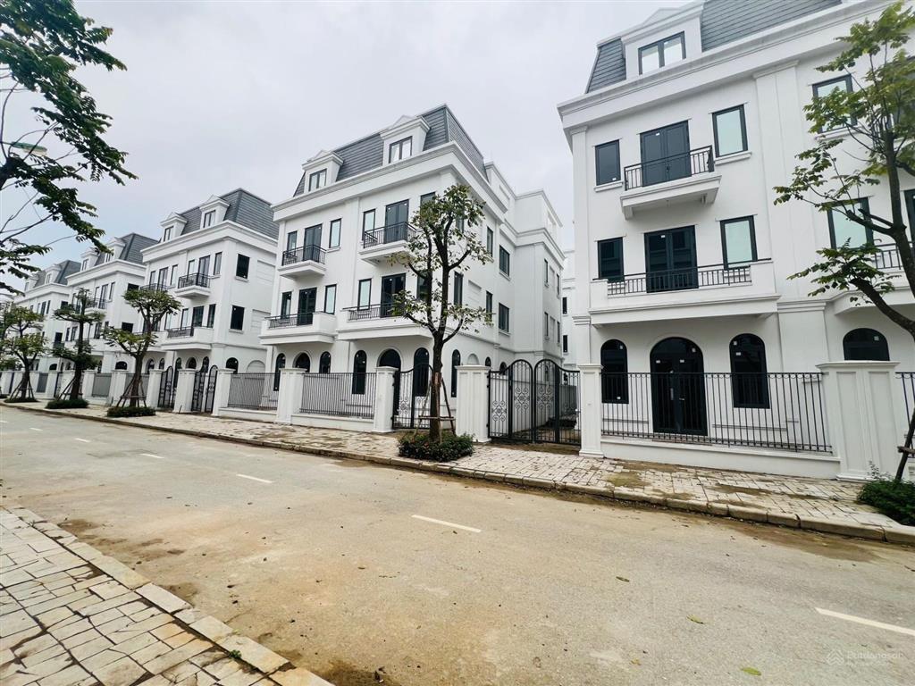 Bán cắt lỗ bằng giá gốc mua chủ đầu tư căn bt 170m² solasta mansion  đóng tiến độ giãn siêu rẻ