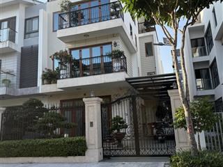 Chính chủ cần tiền bán gấp bt an vượng villa ngay gần hồ, 35 tỷ