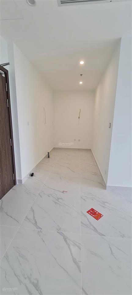 Bán căn 2pn 72m² giá 5,6 tỷ beverly 6 tầng 26  0901 001 ***