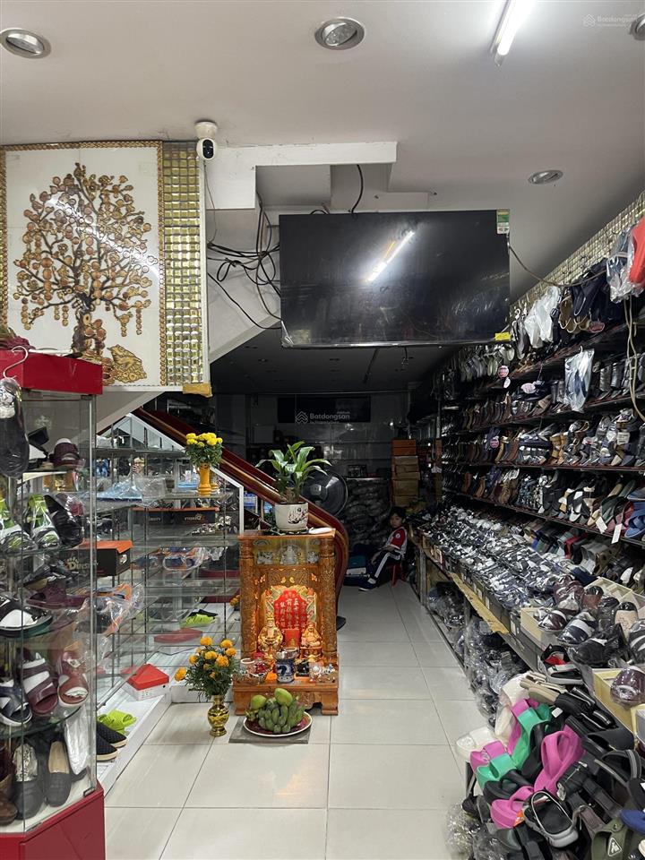 Cho thuê mặt bằng kinh doanh, sư vạn hạnh gần an đông plaza giá 20tr/tháng 0901 001 ***
