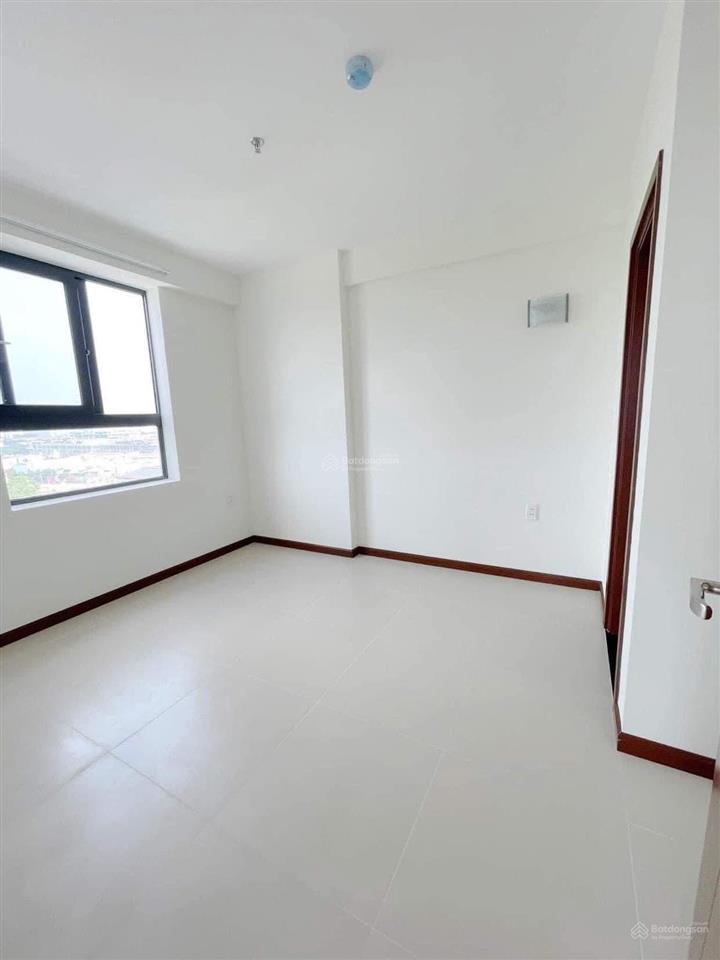 Căn hộ iris tower, 52m2 bao sổ hồng 1,5 tỷ. cho thuê được 6,5 triệu/tháng.
