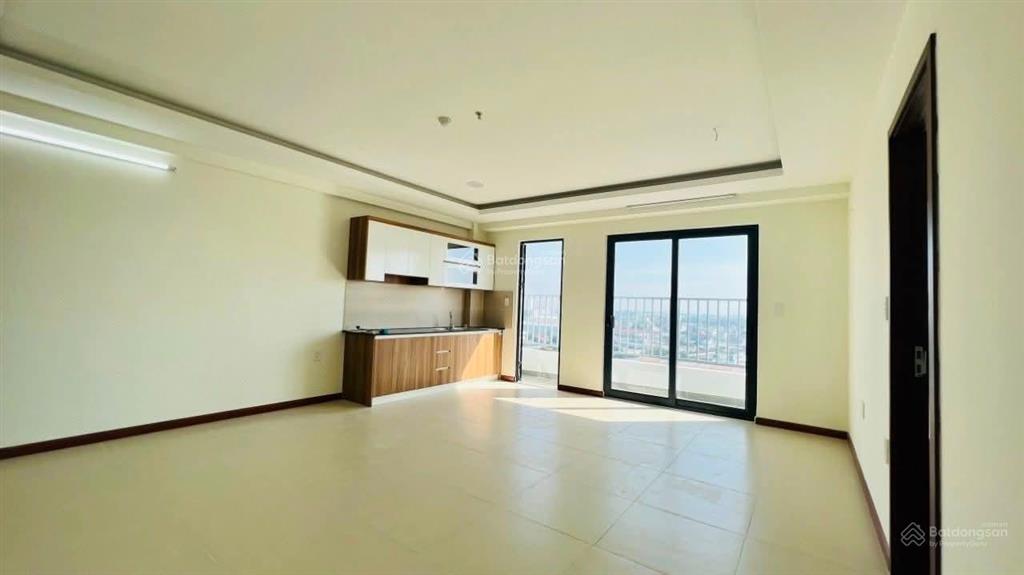 Căn hộ iris tower, 52m2 bao sổ hồng 1,5 tỷ. cho thuê được 6,5 triệu/tháng.