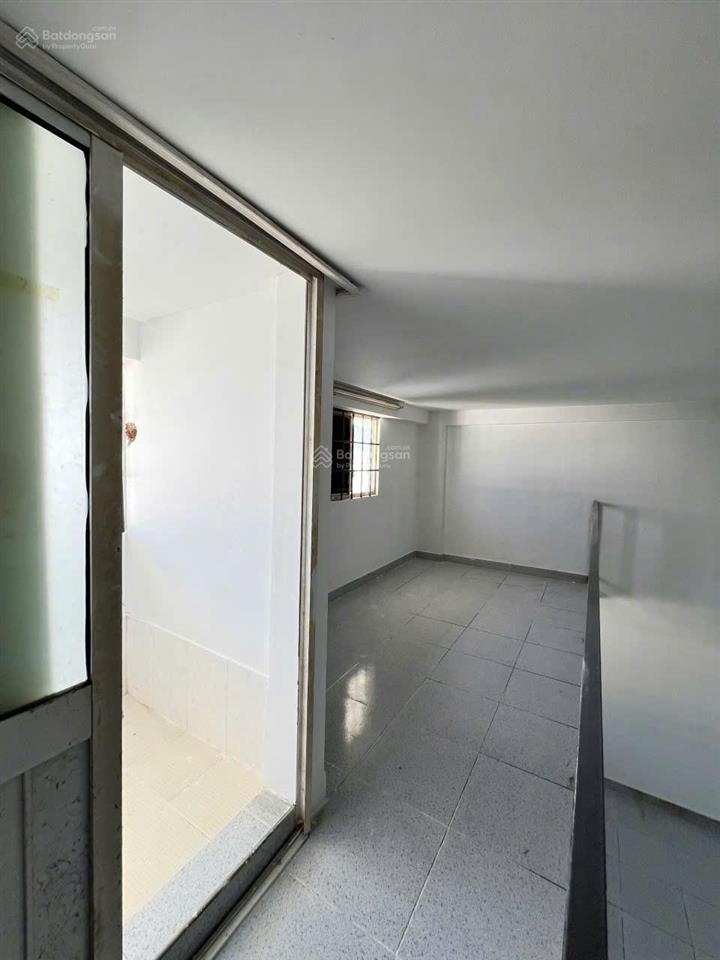 (7919) becamex định hòa. lầu 1 bao sổ, vay 210 triệu. còn góp 20 năm 400 triệu. toàn quốc mua được