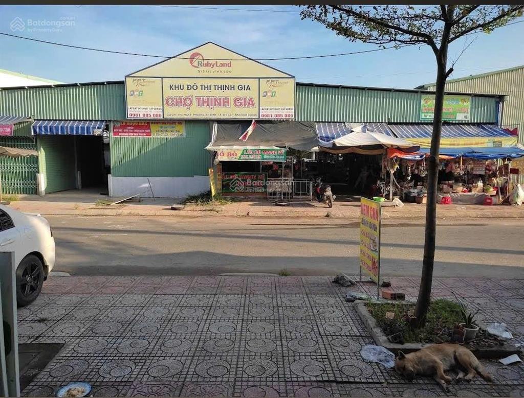 (8107) nhà đối diện chợ thịnh gia. vị trí kinh doanh hết nước chấm 1,850 tỷ. thuê được 10tr/th
