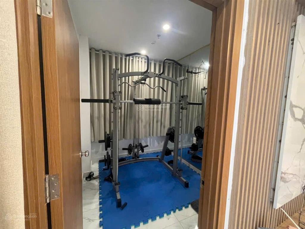 Giá thị trường 2,1 đến 2,3 tỷ. chấp nhận giá đầu tư. star tower 3pn giá 1,650 tỷ (bao sổ) (7703)