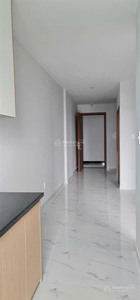 Cho thuê lâu dài star tower an phú. 2pn, pk, wc 4,5 triệu/tháng (có 1 máy lạnh)