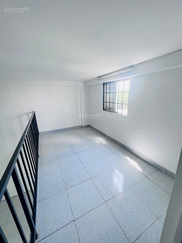 Becamex định hòa. sổ hồng giá  425 triệu. toàn quốc mua được