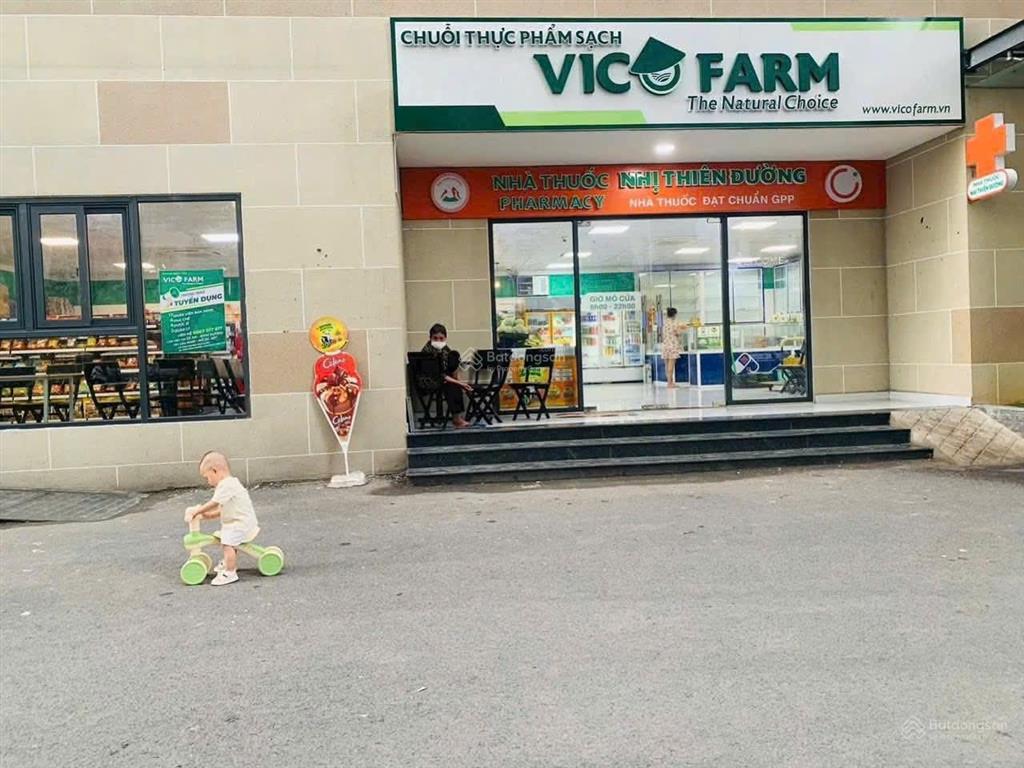 (8508) iris tower, tp hcm. 68,9 m² sổ hồng 2,4 tỷ. cho thuê được 7,5 triệu/tháng.