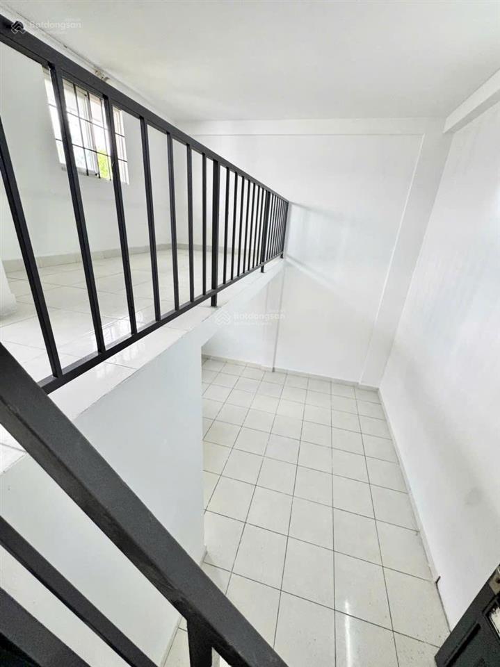 Nhà xã hội becamex việt sing, lầu 3 bao sổ hồng 490 triệu. toàn quốc mua được