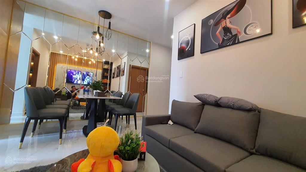 (8644) cho thuê lâu dài star tower. decor, full nội thất 6,5 triệu/tháng ( 2pn, pk, wc)