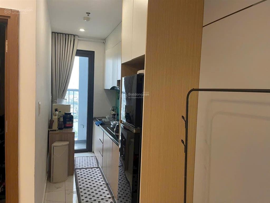 Căn hộ star tower, 55,6 m², sổ hồng 1,330 tỷ. (2pn, pk, wc, ban công view đẹp)