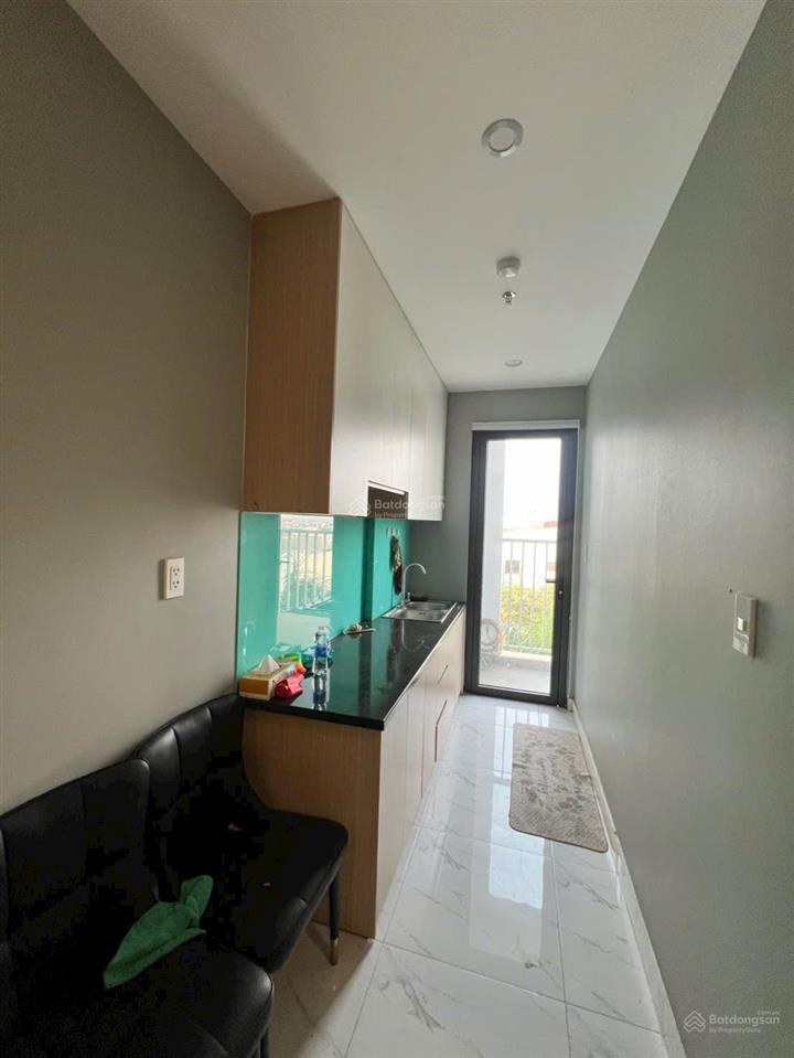 Căn hộ star tower, 55,6 m², sổ hồng 1,330 tỷ. (2pn, pk, wc, ban công view đẹp)