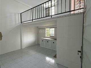 Cho thuê lâu dài becamex việt sing (số căn 8728). có máy lạnh. lầu 2 giá 2,6 triệu/tháng