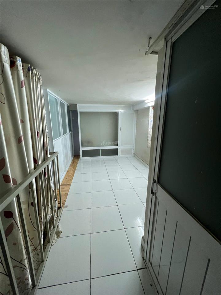 Căn hộ becamex định hòa. có sổ hồng 410 triệu. còn bớt cho anh em đang gặp khó khăn về chỗ ở.