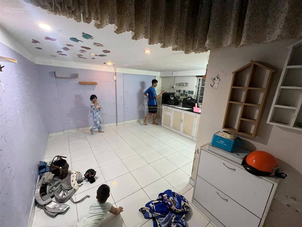 Căn hộ becamex định hòa. có sổ hồng 410 triệu. còn bớt cho anh em đang gặp khó khăn về chỗ ở.