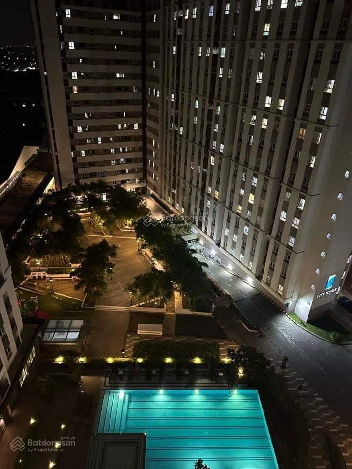 Căn hộ city tower luxury residence. 50 m2, decor. sổ hồng 1,390 tỷ. cho thuê được 5,5 triệu