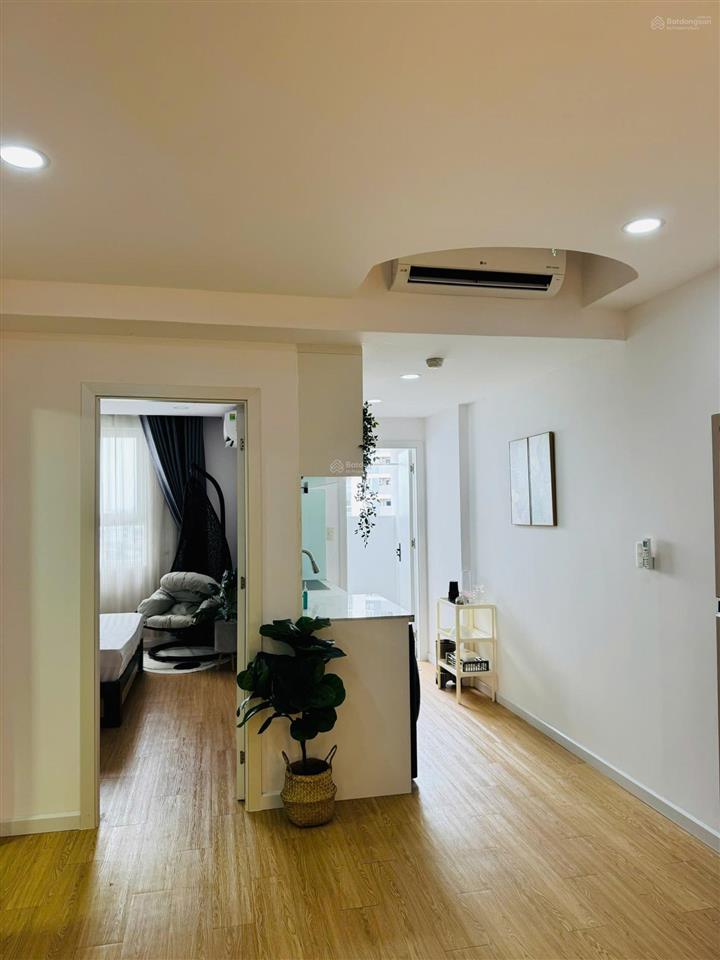 Căn hộ city tower luxury residence. 50 m2, decor. sổ hồng 1,390 tỷ. cho thuê được 5,5 triệu