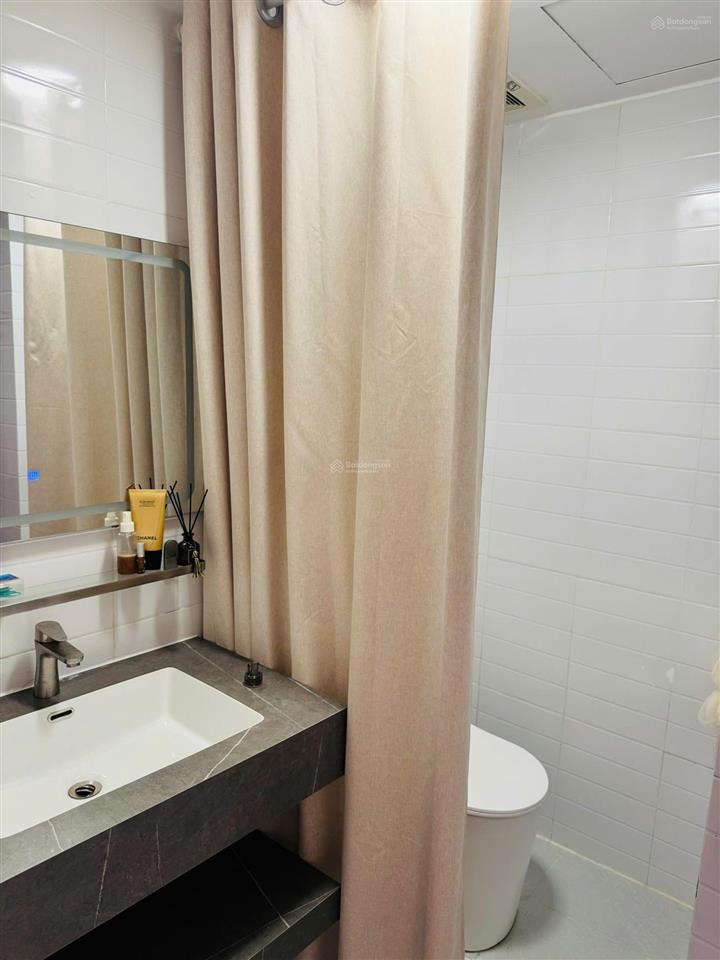 Căn hộ city tower luxury residence. 50 m2, decor. sổ hồng 1,390 tỷ. cho thuê được 5,5 triệu