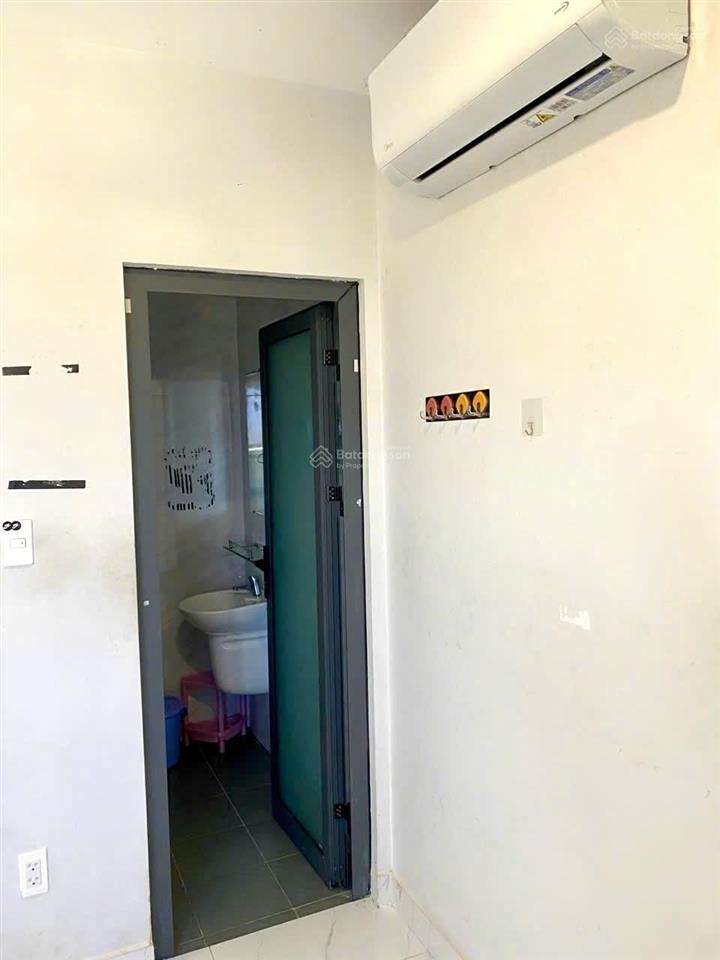 Star tower 3pn, 2wc, dt 68 m2, sổ hồng thị trường 2,1 tỷ. cần thanh khoản chốt giá 1,780 tỷ